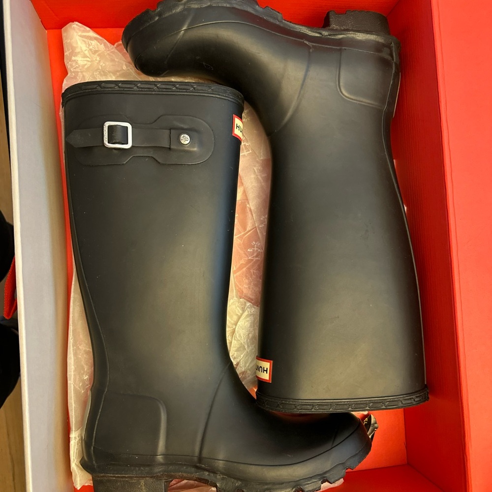Hunter Classic Black Rainboots Tall